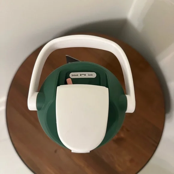 Owala 30oz Special Edition ‘Zalea Water Bottle - Picture 4 of 5